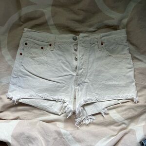 Levi’s white button fly denim jeans women’s 29 raw hem